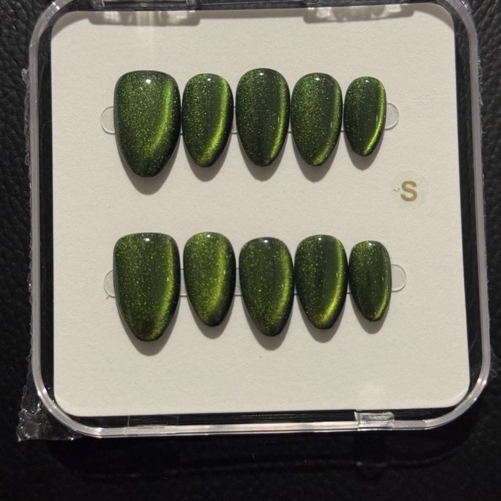 Green Glitter Press-On Nails